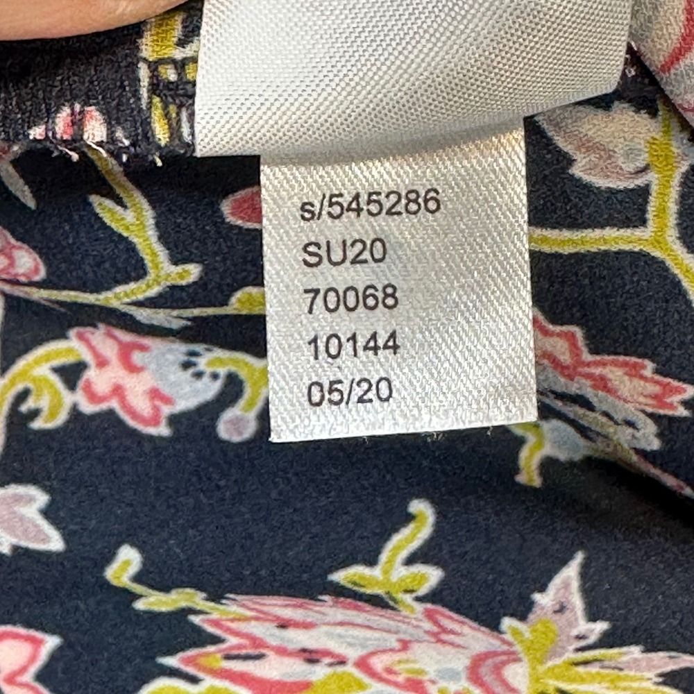 LOFT Petites Navy Blue Floral Sleeveless Blouse Pleated Neck Top LP 545286 - Picture 7 of 8